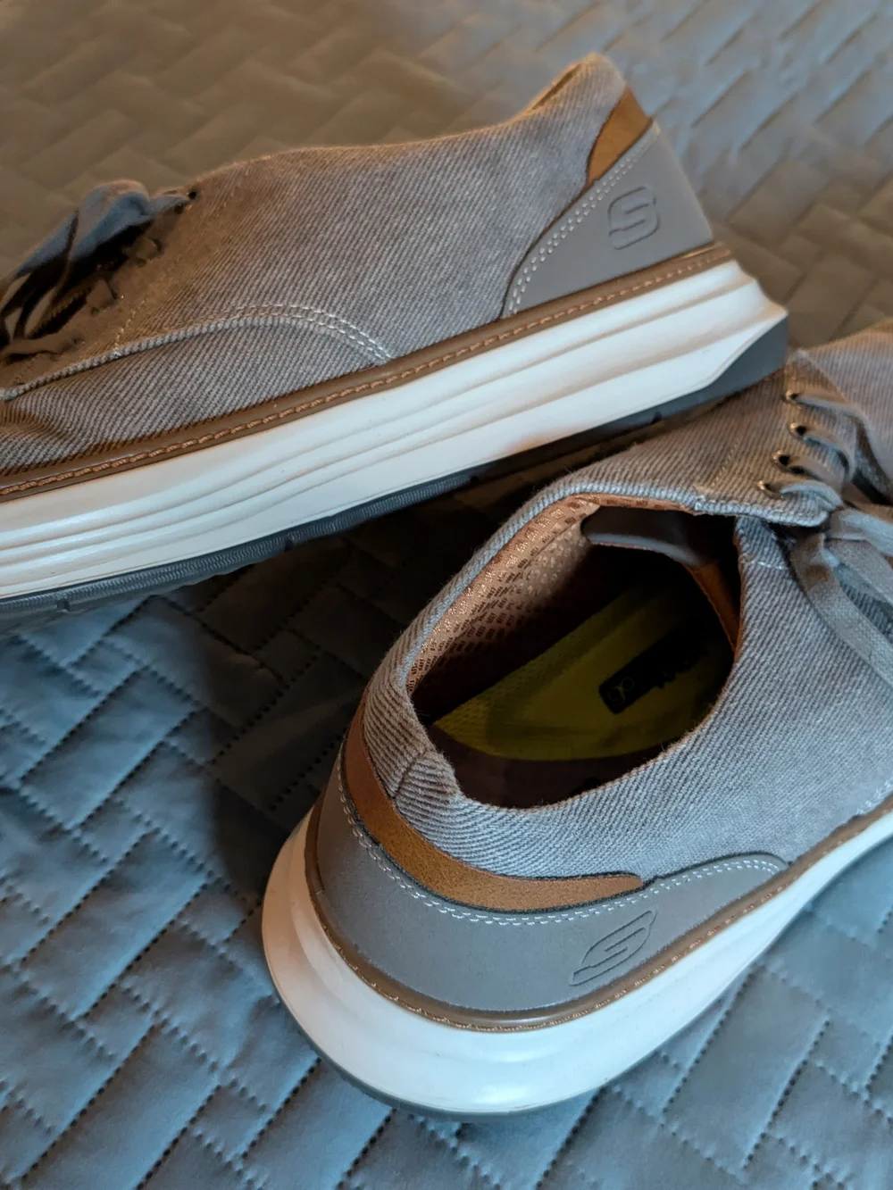 Skechers Wide Fit Memory Foam Men’s Gray Canvas Lace-Up Sneakers with White Sole